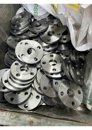 mặt bích rỗng
