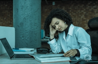 How Healthcare IT Solutions Reduce Physician Burnout and Help Clinics Achieve Growth