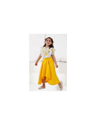 Where Style Meets Grace: LH Luxury Fashion